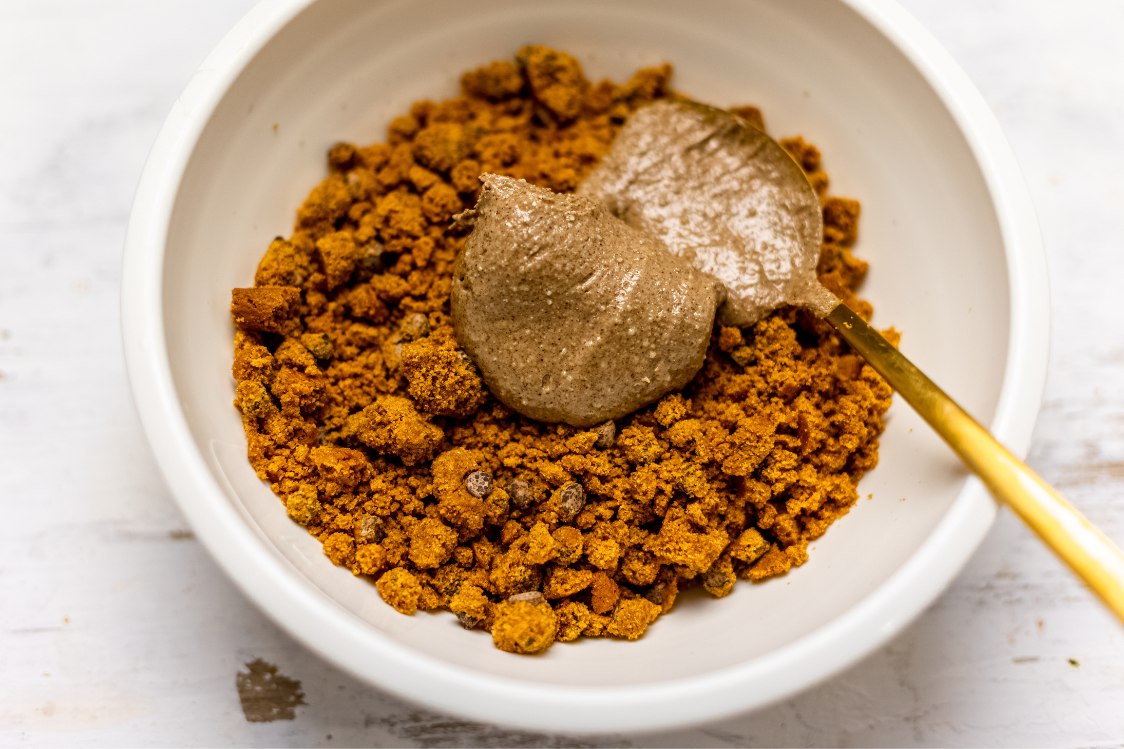 Cheesecake s okusom rolice cimeta - kora