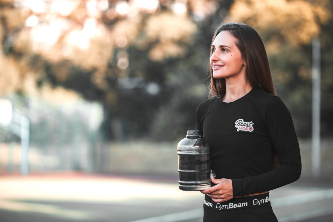 Unos tekućine i usporavanje starenja Unos tekućine i usporavanje starenja