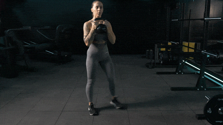 Bočni iskorak s girjom (Kettlebell Side Lunge)