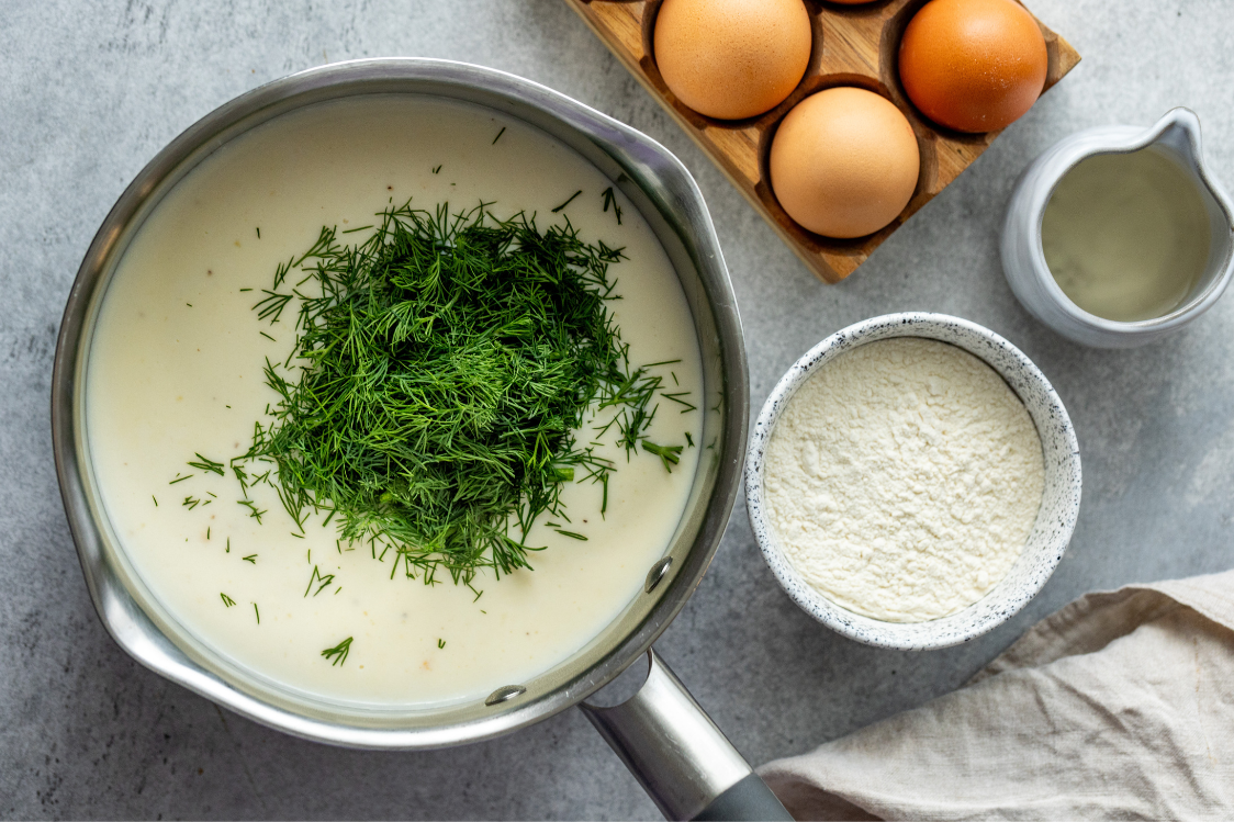 Umak od kopra s proteinskim knedlama od češkog kruha - umak