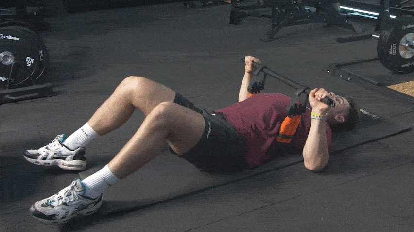 Potisak s klupe pomoću elastične trake