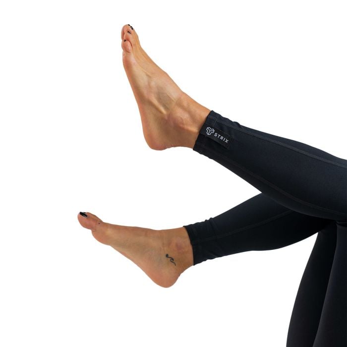 Ženske Tajice Essential Black - STRIX S