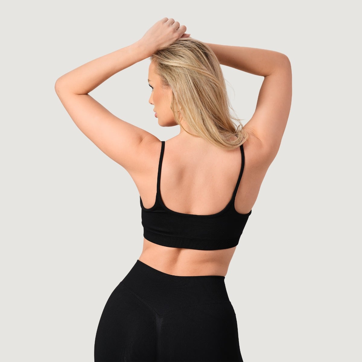 Sportski grudnjak Seamless NEO Black - GymBeam