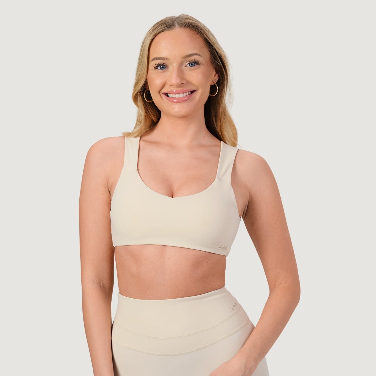 NEO Sports Bra Almond - GymBeam