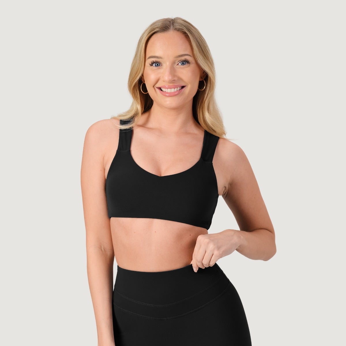 NEO Sports Bra Black - GymBeam