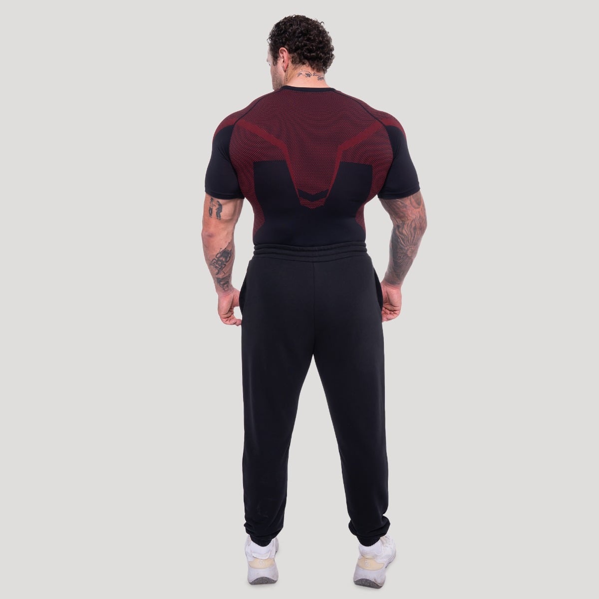 GymBeam OG1 Seamless T-shirt Black/Red - Veličina: M | Boja: Crna | Težina: 0,2289 g | Pakiranje: 85 · záber 6