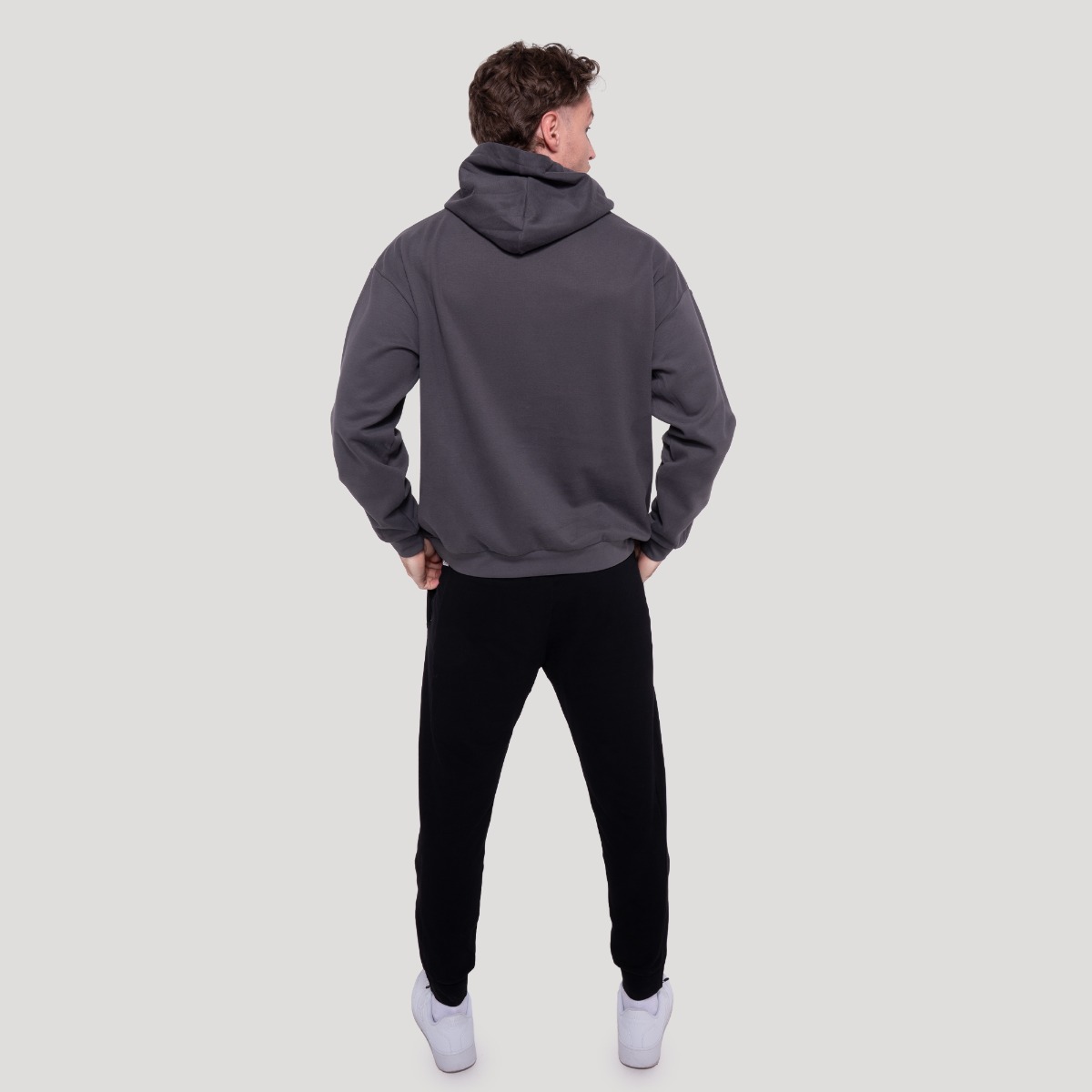 GymBeam Thorn Hoodie Grey - Veličina: S | Boja: Sivá | Težina: 0,6317 g | Pakiranje: 30 · záber 6