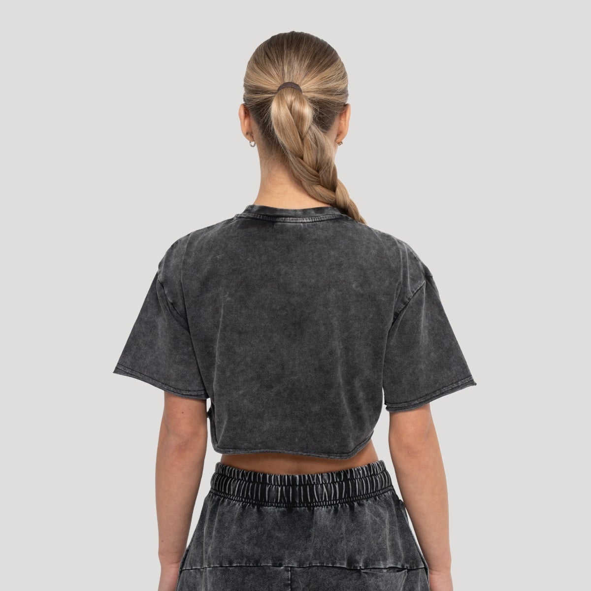 Ženska Cropped majica Abyss Charcoal - GymBeam