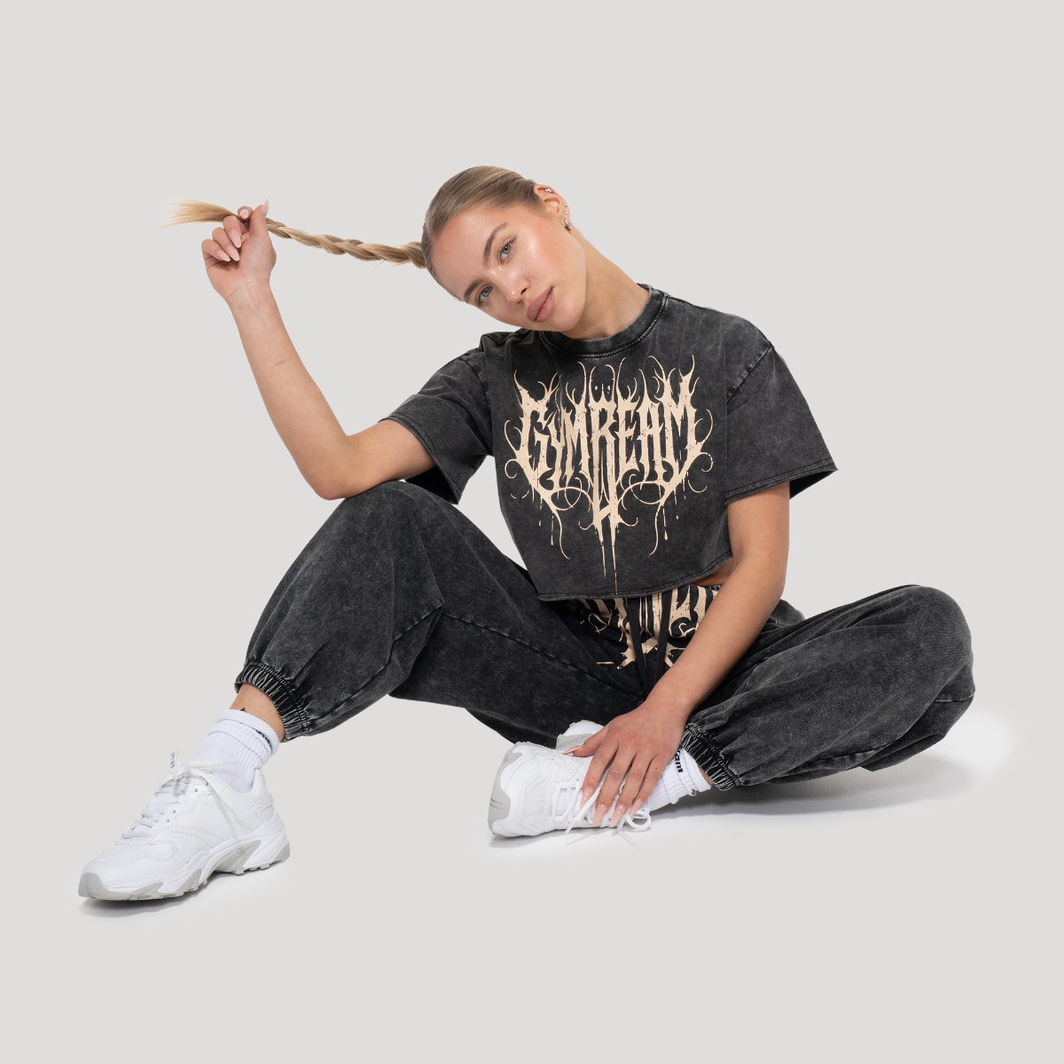 GymBeam Ženska trenirka Abyss Charcoal - Veličina: XS | Boja: Crna | Težina: 0,605 g | Pakiranje: 33 · záber 6